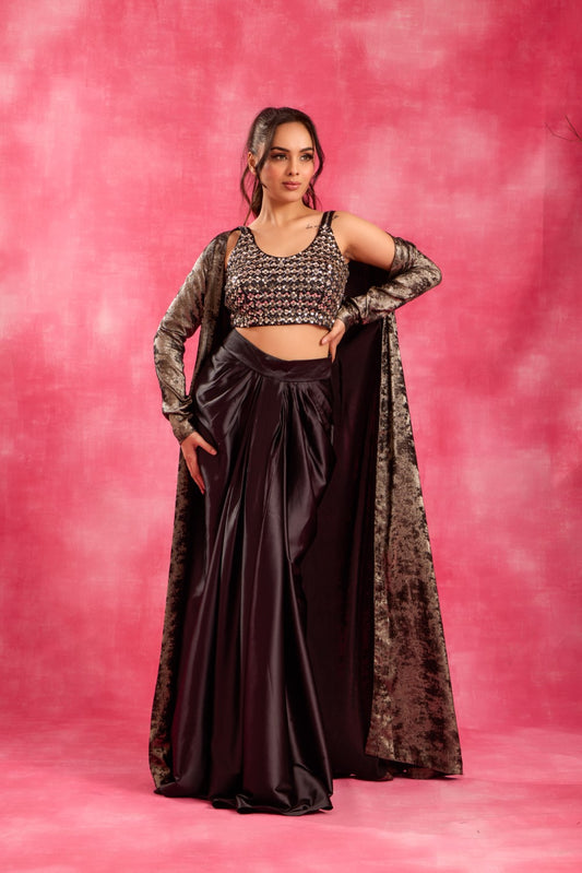 BLACK SKIRT WITH CAPE SET
