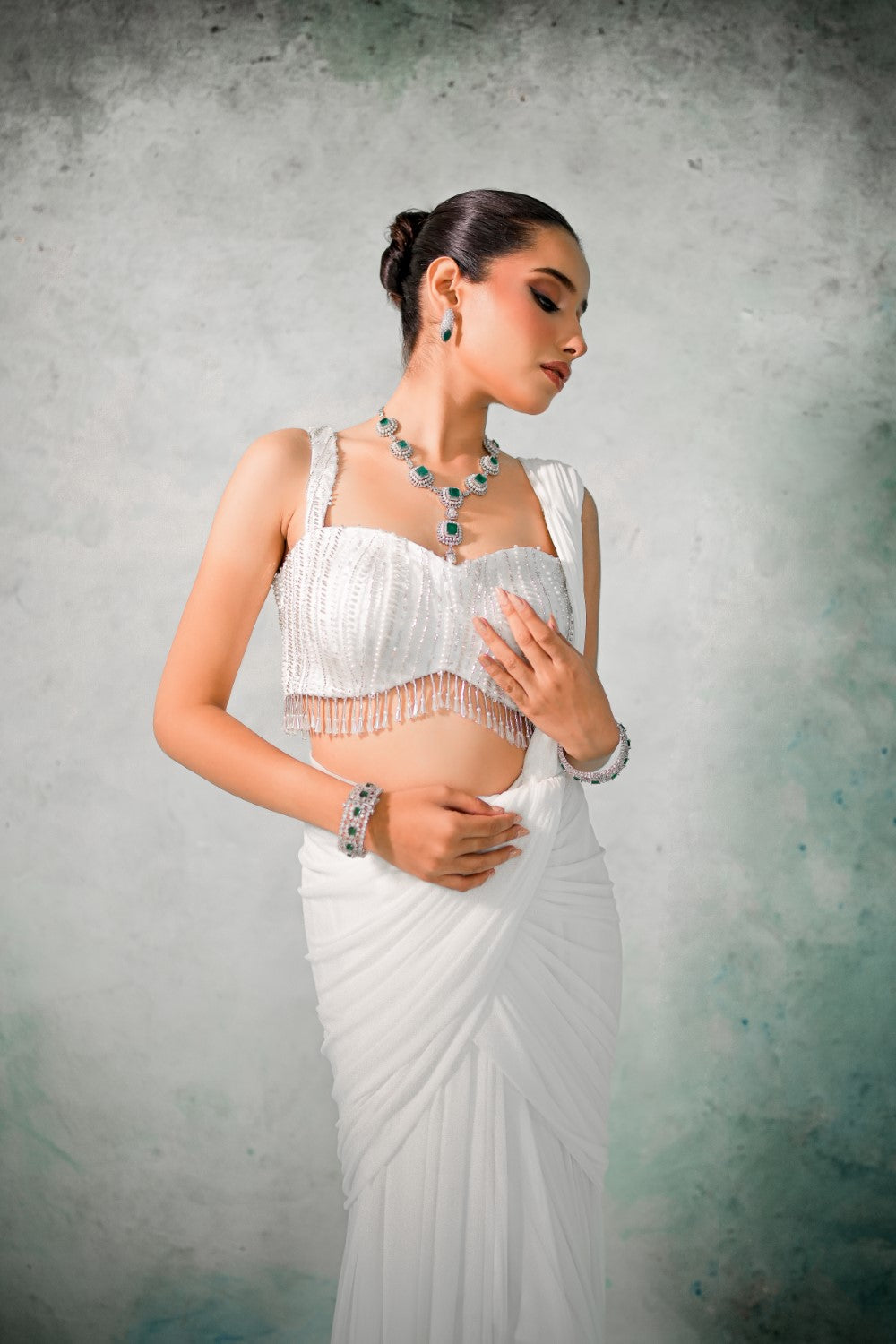 CLASSIC WHITE PRE-DRAPED SAREE