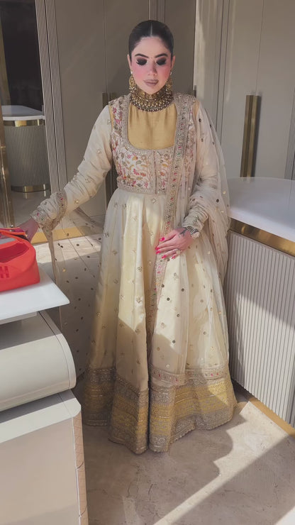 NOOR-E-ZARIYA ANARKALI