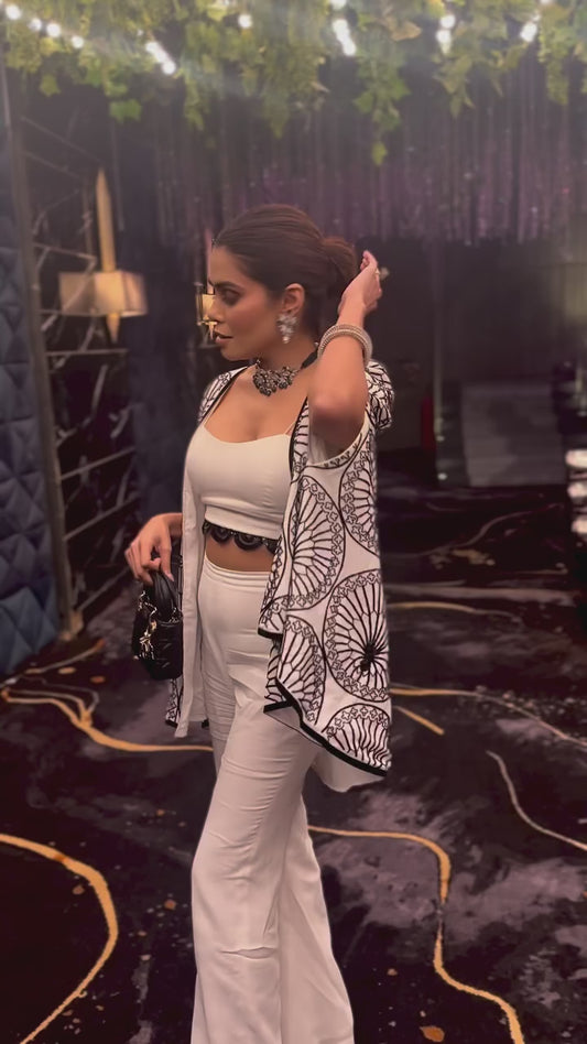 WHITE CROP TOP CAPE SET -